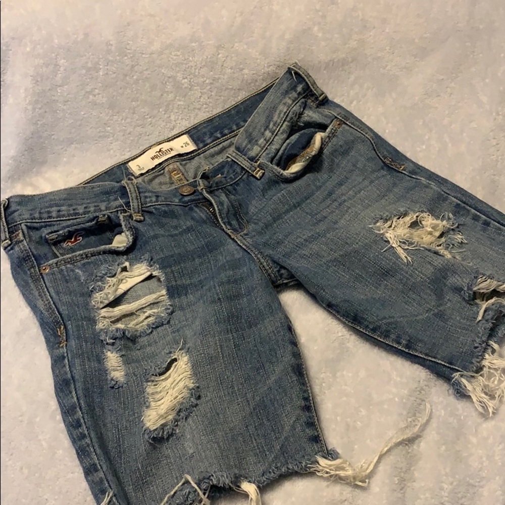 Hollister cut off shorts